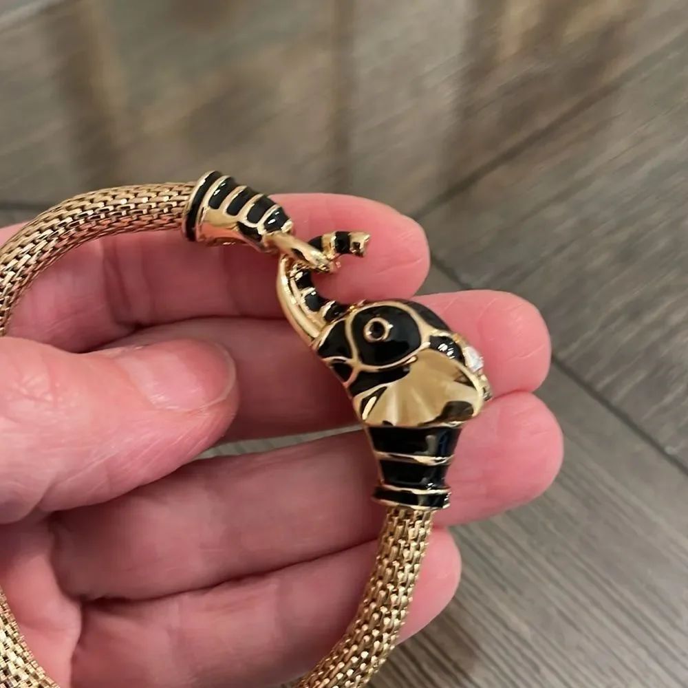 Avon Elephant Fancy Animal Stretch Bracelet 6 7/8 - Picture 12 of 14